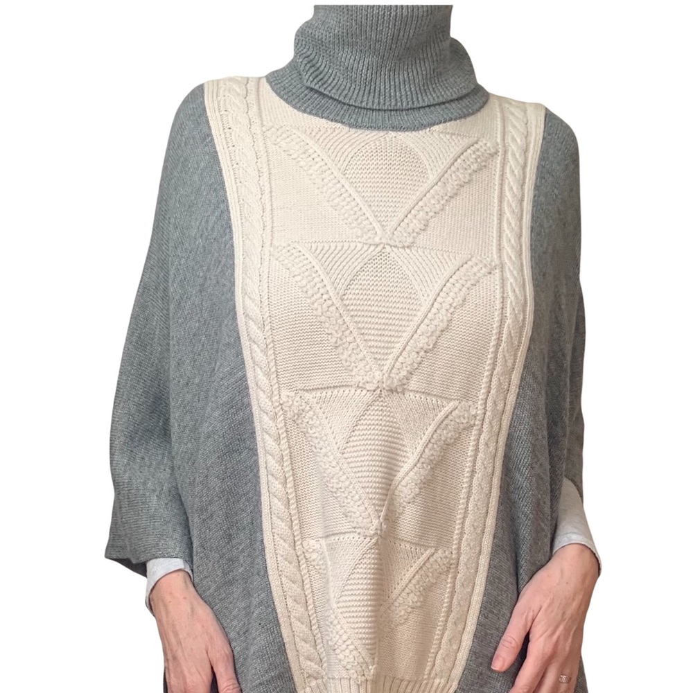 Women’s Wool Blend Chunky Knit Poncho Turtleneck Cream Grey One Size - Picture 4 of 15